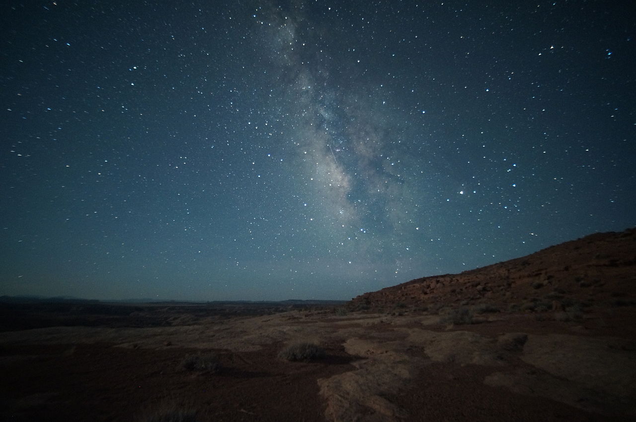 Milky_Way_view_in_the_San_Rafael_Desert_-_15_May_2012